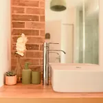 Oasis Cachée - Jacuzzi Et Cinéma *
