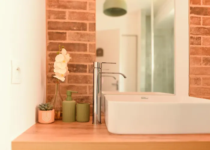 Oasis Cachée - Jacuzzi Et Cinéma *